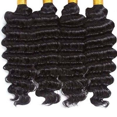حزم الشعر الموجة العميقة المتماسكة مع الجلد حزم الشعر البشري الموجة الفضفاضة للشعر الطبيعي والملمع